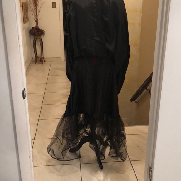 Strapless black evening gown - Picture 8 of 8